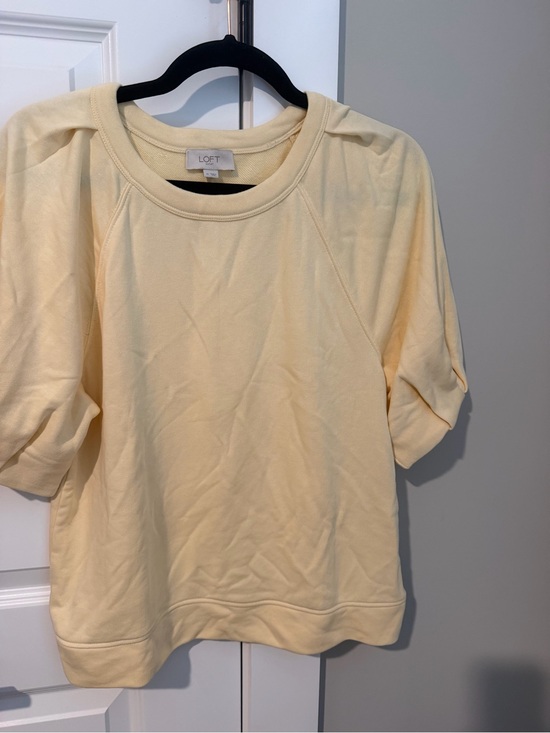 LOFT Tops - LOFT Pale Yellow Short Sleeve Crewneck Sweatshirt